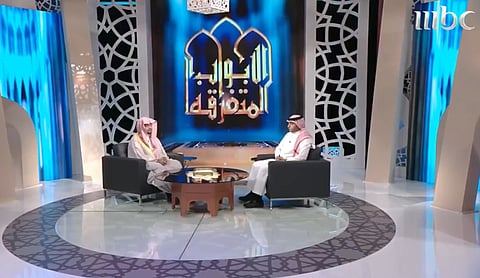 "المغامسي": حديث "لا صلاة لجار المسجد إلا في المسجد" ضعيف السند