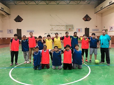 الرياض.. "نادي الحي بثانوية جرير" ينظم فعاليات تنافسية للطلاب وأولياء الأمور