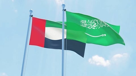 قنصلية الإمارات بجدة تؤجل الاحتفال بيومها الوطني لوفاة الأمير متعب