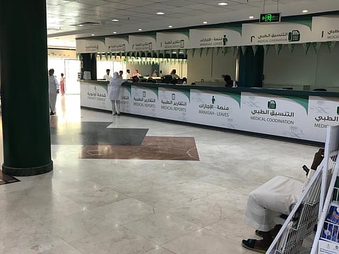 صباح اليوم.. انقطاع الكهرباء يخلي مرضى العناية بمستشفي أحد