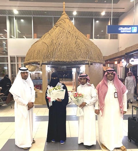 "الربيعة" يُكَرّم مديري صحي "عياش" و"الكربوس" و"المجصص" بجازان