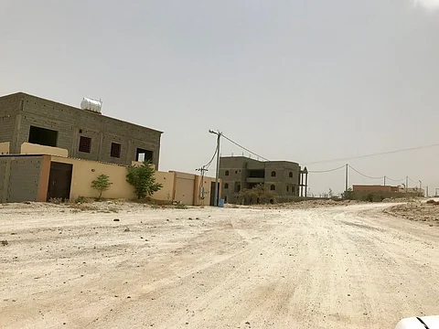 شاهد.. تسارع أعمال البلدية قبيل زيارة أمير عسير إلى "بلقرن"