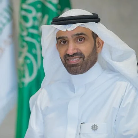إطلاق البوابة الإلكترونية لـ"العمل الحُر".. والبداية بـ123 مهنة
