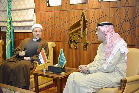 "مؤسسة مطوفي العرب" تناقش خدمات حجاج العراق والمغرب والأردن