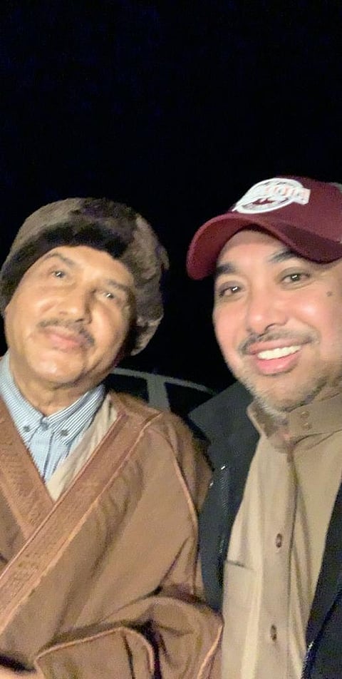 "الشادي" مكذّبًا شائعة وفاة محمد عبده: بخير ورافقتُه برحلة استجمامه "صور"
