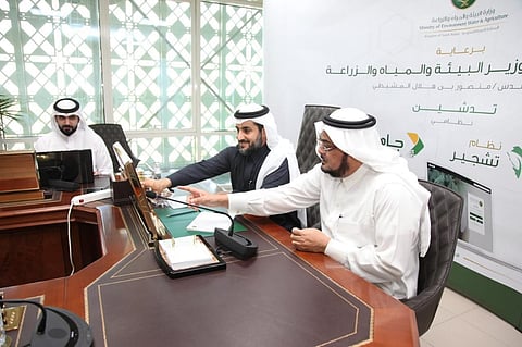 "المشيطي" يطلق "تشجير" لتحقيق تنمية الغابات والمراعي ومكافحة التصحر