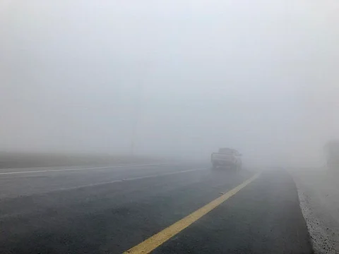 "أمن الطرق" ينبه مستخدمي طرق الرياض من "الضباب"