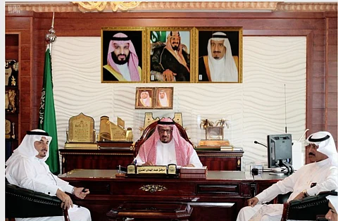 محافظ يدمة يبحث مع قائد الأفواج الأمنية بنجران التعاون المشترك