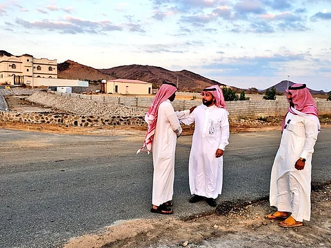 رئيس "مدركة" يتفقد أعمال درء أخطار السيول بـ"مسيحة الغربية"