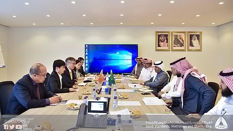 على طاولة المناقشات جودة المنتجات هي الأهم.. وفد صيني في هيئة "المواصفات"