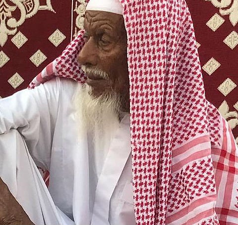 وفاة مؤذن مسجد النعيم برابغ .. دعوة كفيف جعلته يقرأ القرآن