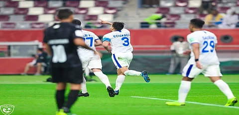 المركز الرابع يقسم مدرج الزعيم بين "عاتب" و"شاكر"