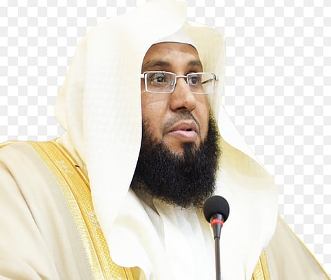 "السبر": الحد من ظاهرة رمي الكتب بعد الاختبارات ضرورة ملحّة