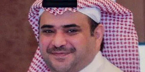 كتاب وإعلاميون: "سعود القحطاني" كان صوتاً مؤثراً في أزمات المنطقة لذا استهدفته حملات إعلامية