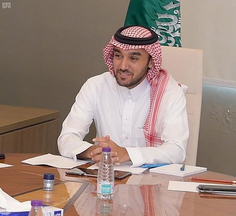 رئيس الهيئة العامة للرياضة يستعرض متطلبات ومقترحات رؤساء أندية الدرجة الثانية