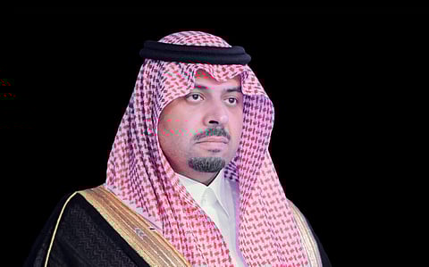 أمير الشمالية يعزي ذوي الطلاب المتوفين الأربعة في حادث رفحاء