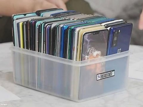 تسريبات تكشف عن مفاجأة "وان بلس" للعام الجديد