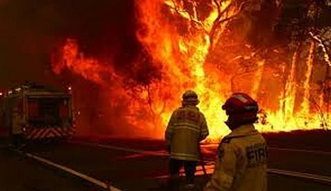 بسبب الحرائق.. أستراليا تطلب من ربع مليون شخص مغادرة منازلهم