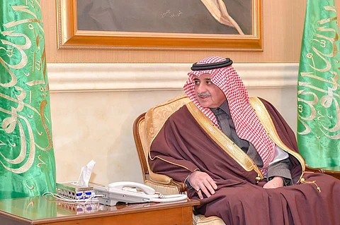 اللقاء الأسبوعي.. أمير تبوك يلتقي الأهالي ويتطرّق إلى أهم موضوعات المنطقة