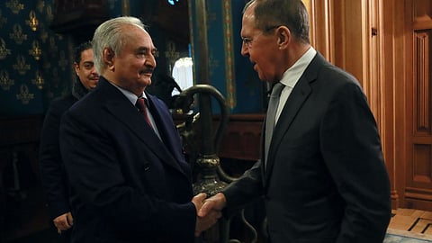 بعد أن طلب مهلة.. "حفتر" يغادر موسكو دون التوقيع على وقف إطلاق النار