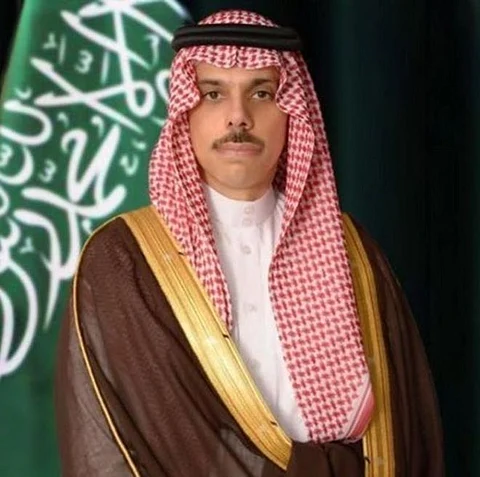 وزير الخارجية يستقبل رئيس مؤسسة التفاهم العرقي