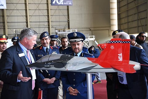 رئيس الأركان يزور معرض الكويت للطيران 2020 بالكويت