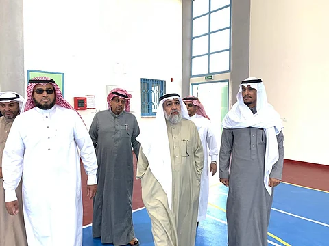 شاهد.. جولة تفقدية تسبق انطلاقة الفصل الدراسي الثاني غداً بالطائف