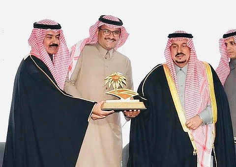 منتدى الرياض الاقتصادي في دورته الـ9 يُكَرّم "سبق" لشراكتها الإعلامية