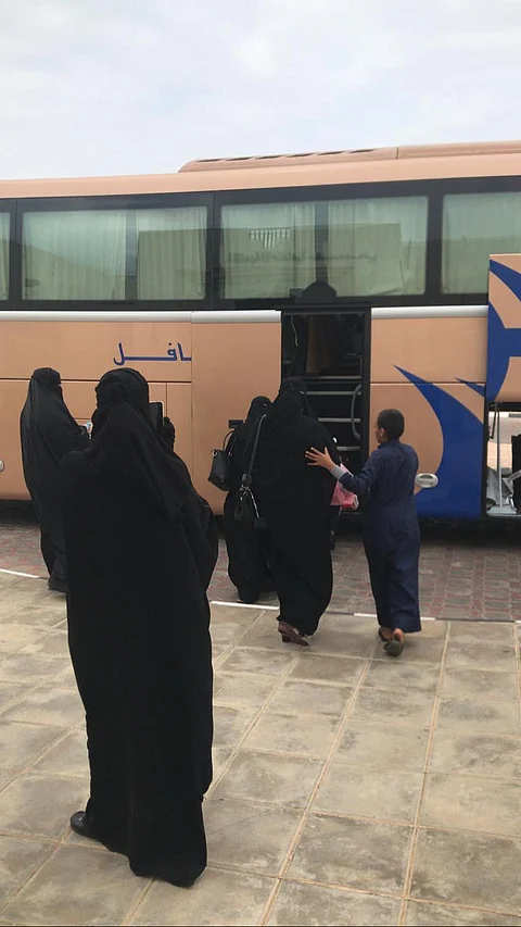 "تراحم جازان" تنظم رحلتي عمرة لأسر السجناء