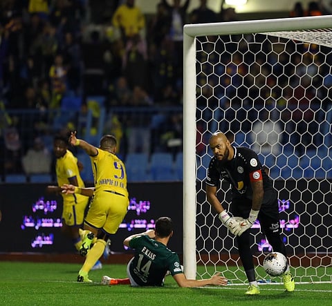 بهدف حمدالله.. النصر يتربّع على الصدارة