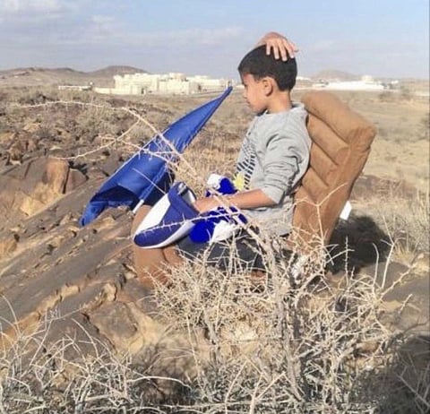 والد "عمّار" لـ"سبق": ابني عاشق لـ"الهلال".. ولم يشاهد سوى المدرجات وهتافات الجماهير