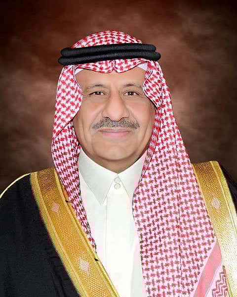 "خالد بن سلطان" يُدشن مركز مدينة سلطان الطبي