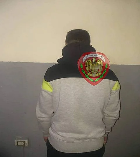 جريمة تقشعر لها الأبدان.. سوري يقتل أمه السبعينية خنقًا!
