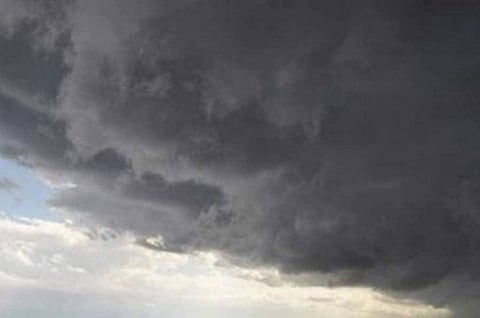 "مدني الباحة" يجدّد تحذير المواطنين والمقيمين من التقلبات الجوية