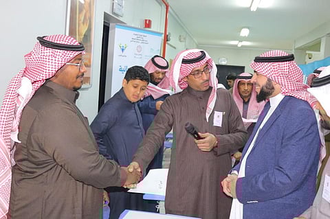 "مدير تعليم المجمعة" يرعى مسابقات أندية الحي التعليمية والترفيهية
