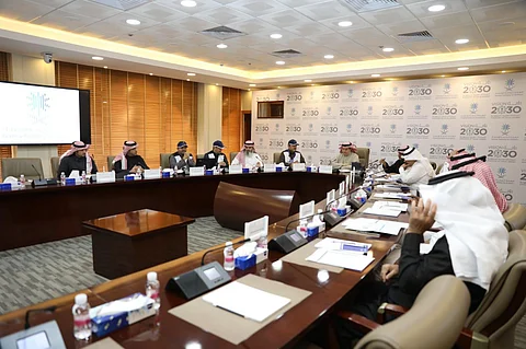 وكيل إمارة الرياض يترأس الاجتماع الثاني للجنة المحلية