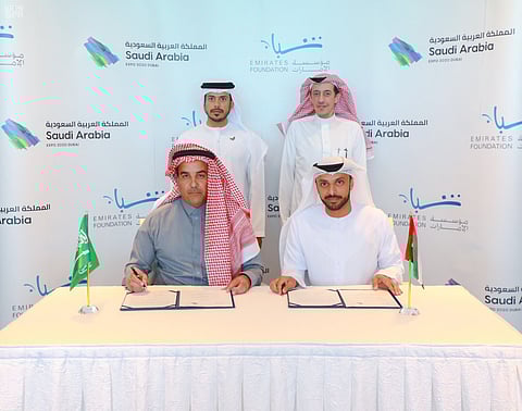 مذكرة تفاهم لإطلاق العمل التطوعي بين جناح المملكة في "إكسبو" ومؤسسة الإمارات