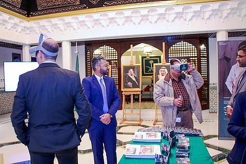 "خالد بن بندر " و" آل جابر" يلتقيان وزير شؤون الشرق الأوسط وعدداً من نواب البرلمان البريطاني