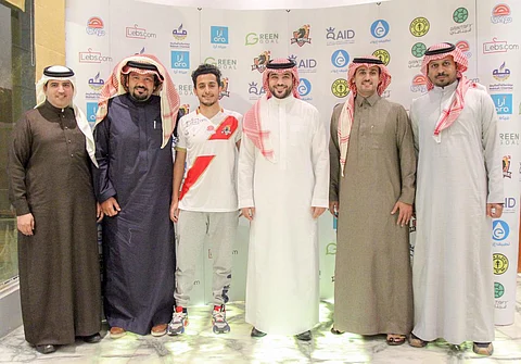 "الوحدة" يتعاقد مع عبدالكريم القحطاني لثلاثة مواسم
