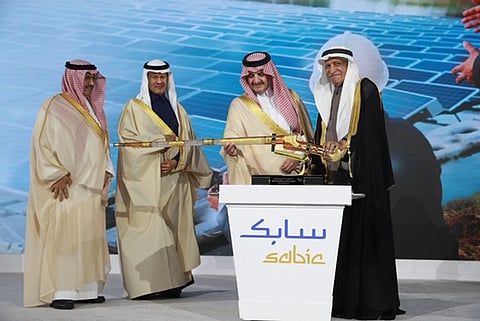 أمير الشرقية: رؤية المملكة ٢٠٣٠ تسعى لتمكين القطاع الصناعي والاستثمار فيه