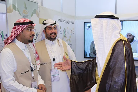 نائب أمير مكة يشيد بجهود "إكرام" لحفظ الطعام خلال مشاركتها بمؤتمر التنمية المستدامة