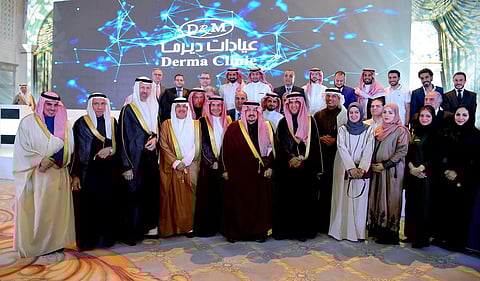أمير الرياض يرعى احتفال عيادات "ديرما" بمرور 25 عامًا على إنشائها