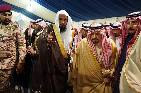 شاهد.. أمير الرياض يدشن مشاريع المليار ونصف بالأفلاج