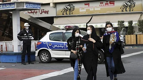 تقرير أمريكي: إيران تشكل بؤرة خطيرة لانتشار "كورونا" في العالم