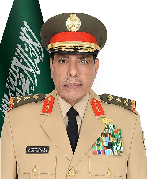 قائد القوات البرية الملكية السعودية يستقبل المفتش العام للجيش الباكستاني