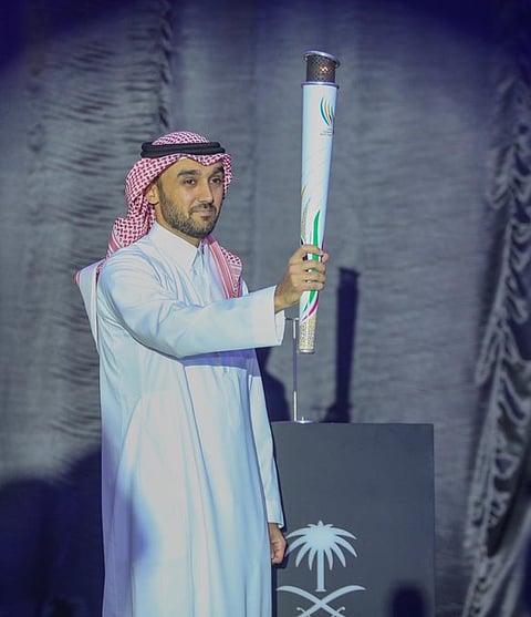 الفيصل يعلن تنظيم دورة الألعاب السعودية الأولى في الرياض