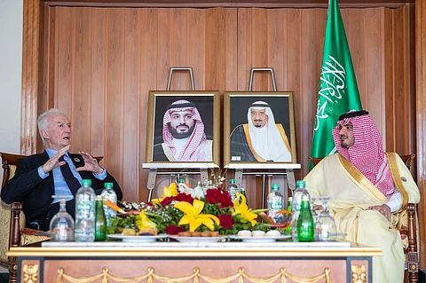 وزير الداخلية يستقبل المنسق الأوروبي لمكافحة الإرهاب وأمين "الإنتربول"