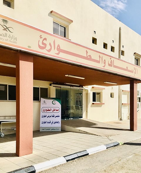 مصرع وإصابة 10 عاملات فلبينيات في انقلاب على طريق الرياض الطائف