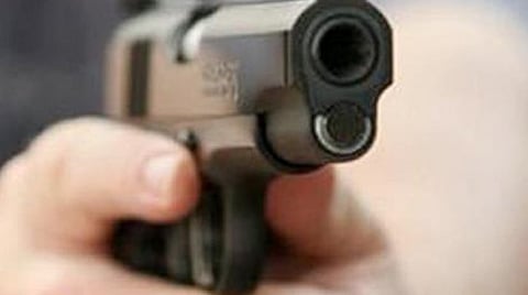 كتبت "الانتحار للأقوى" ثم فعلتها.. فتاة تطلق النار على نفسها منهيةً حياتها بحائل