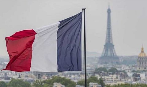 فرنسا تحذّر مواطنيها: الكوكايين لا يحمي من "كورونا"